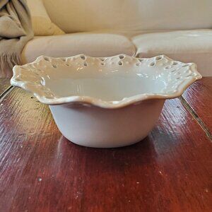 Mikasa Ruffles Ruffled Bowl china 5.5"
